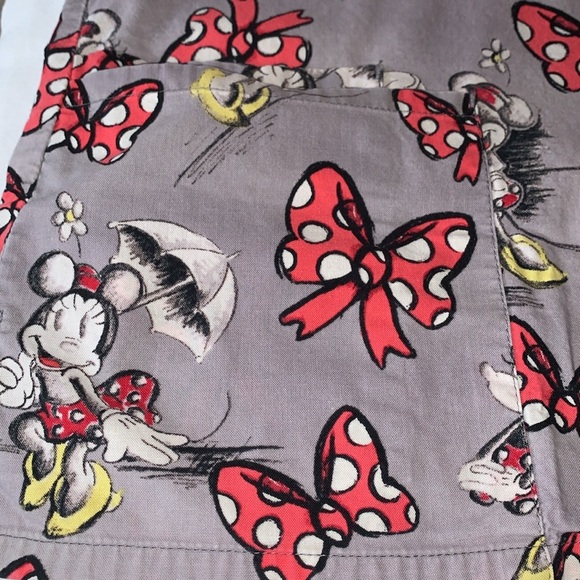 Gently Loved Minnie Mouse by Disney Scrub Top - Picture 2 of 6
